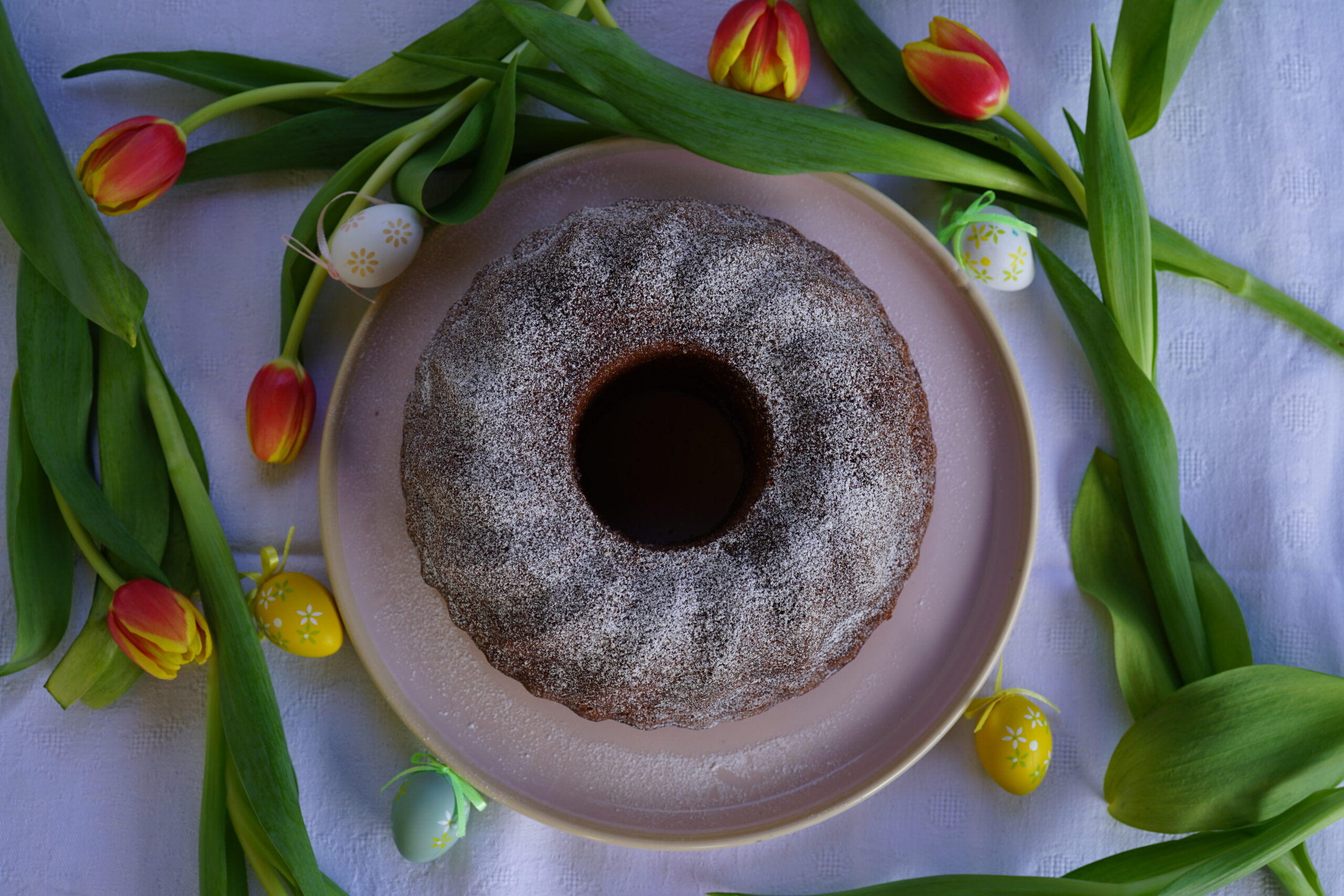 Read more about the article BABKA DROŻDŻOWA Z ŻURAWINĄ